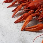 Живые раки: как выбрать и сохранить свежесть для кулинарных шедевров
