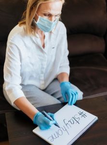 Выезд врача-нарколога на дом: как организовать помощь в экстренной ситуации