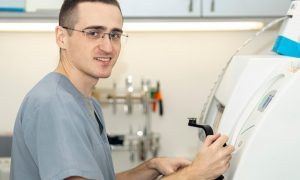 Медицинское оборудование: выбор, сервисное обслуживание и безопасность